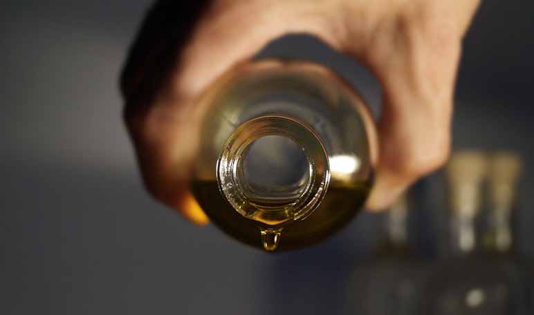 El aceite de coco y sus beneficios para el cabello - Apréndete El aceite de coco y sus beneficios para el cabello - Apréndete